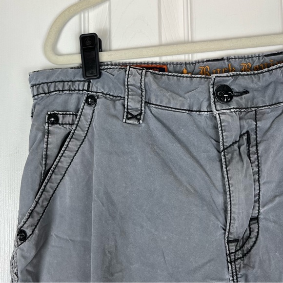 Rock Revival Men’s Embroidered Classic Cargo Shorts - Picture 4 of 9